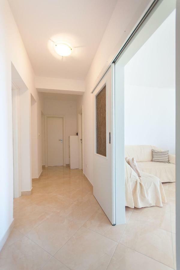Apartment Ines Omiš Exterior foto